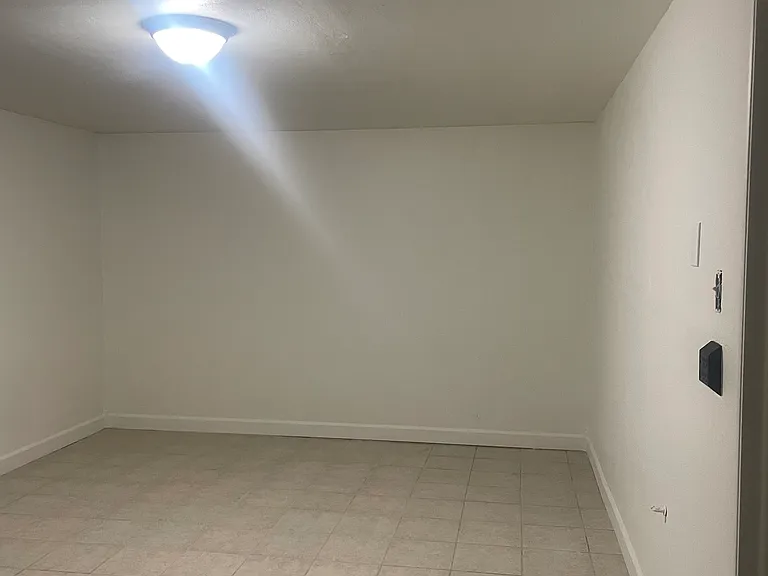 2931 Norwich Ave — Photo 13