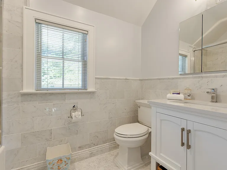 12580 Main Rd — Photo 24
