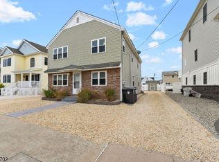 15 7th Ave, Seaside Heights, NJ 08751