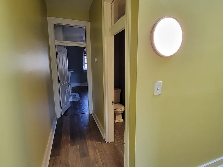 1215 John St #2 — Photo 9