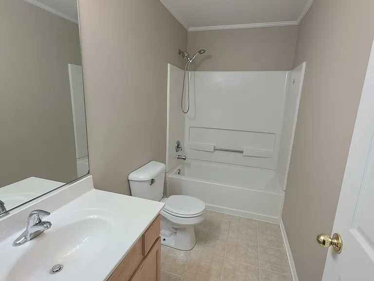 369 Evergreen Cir #369 — Photo 6