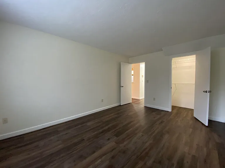 383 Huse Rd #35 — Photo 19