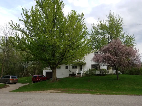 401 S East St, Saint Louis, MI 48880