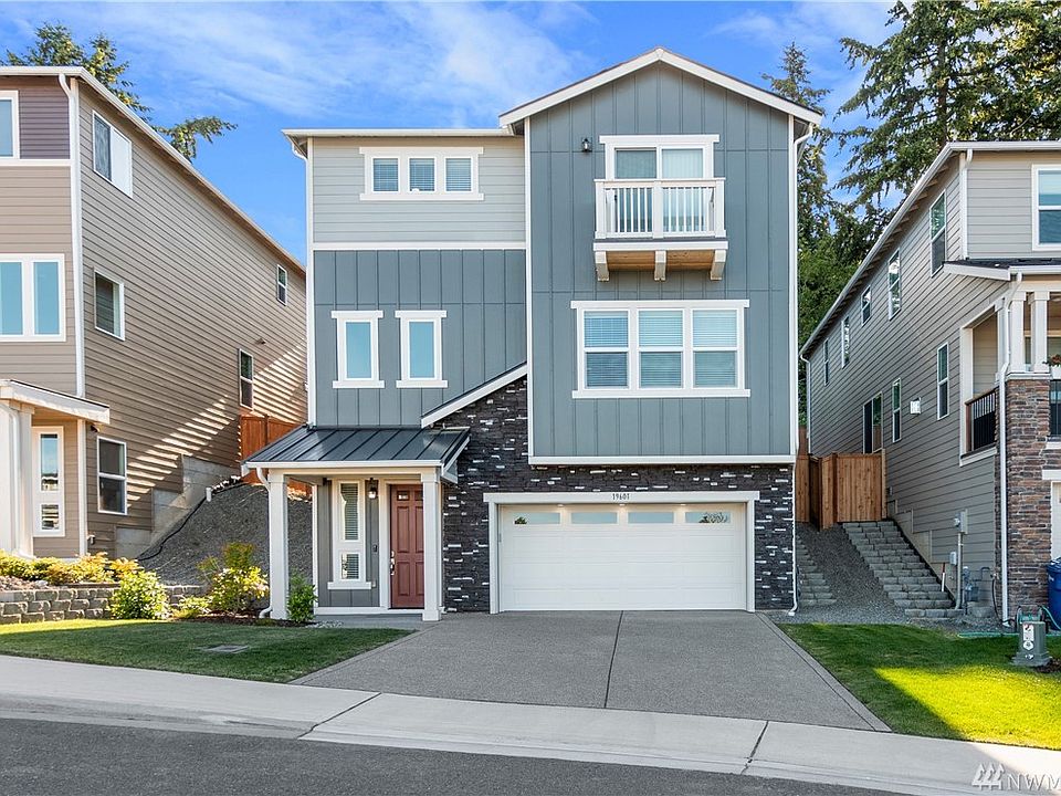 Welcome to the Leo floorpan at Blueberry Lane