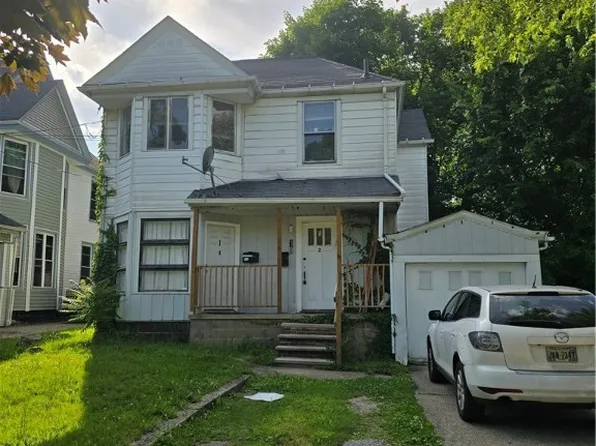 18 Oakdale Ave, Akron, OH 44302