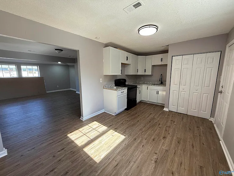 2415 Vining Ave NW — Photo 3