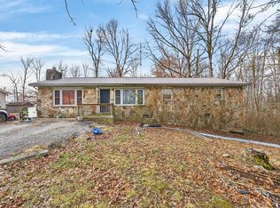 410 Norman Dr, Crossville, TN 38571
