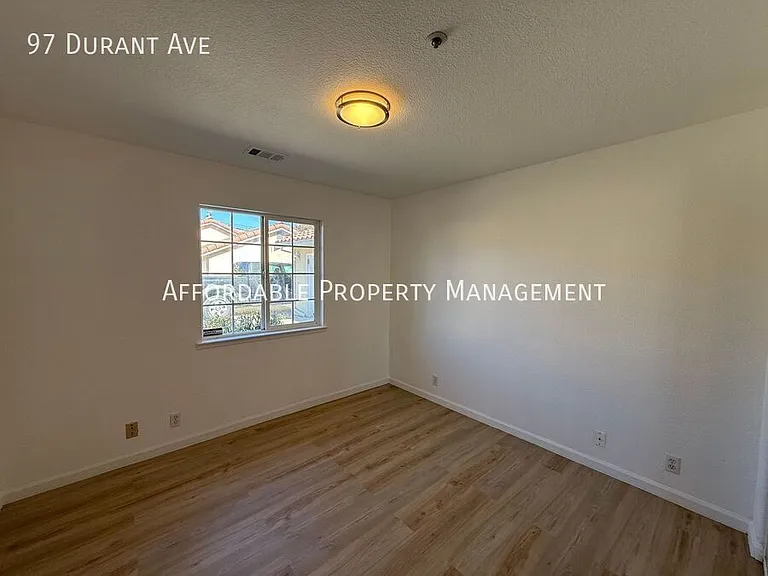 97 Durant Ave — Photo 16