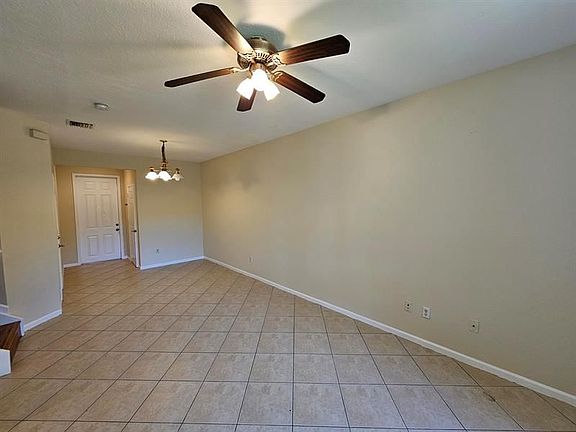 3rd image of 2022 Marsh Harbor Dr