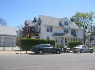 9535 121st St, South Richmond Hill, NY 11419