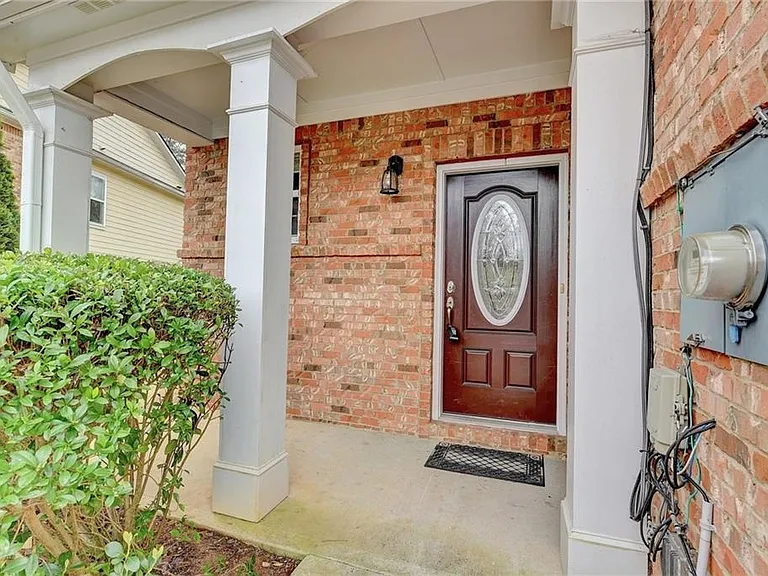 3329 Fernview Dr #1 — Photo 2