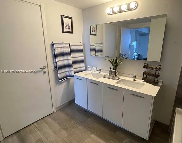 1300 Brickell Bay Dr #2405 — Photo 7