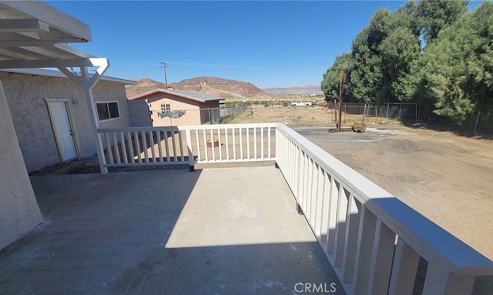 35308 Santa Fe St, Daggett, CA 92327 Zillow