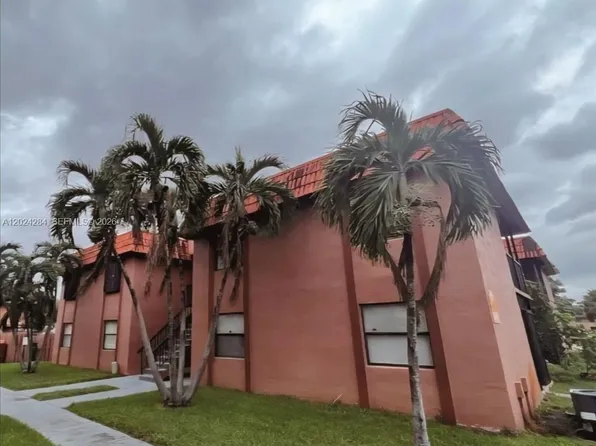 6480 W 27th Ct #54-22, Hialeah, FL 33016
