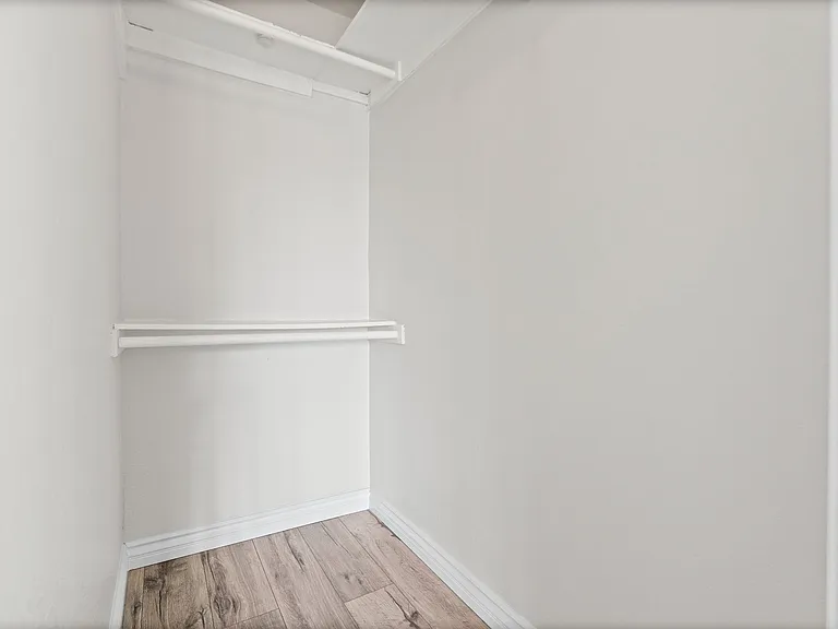 7930 Mission Center Ct #L — Photo 15