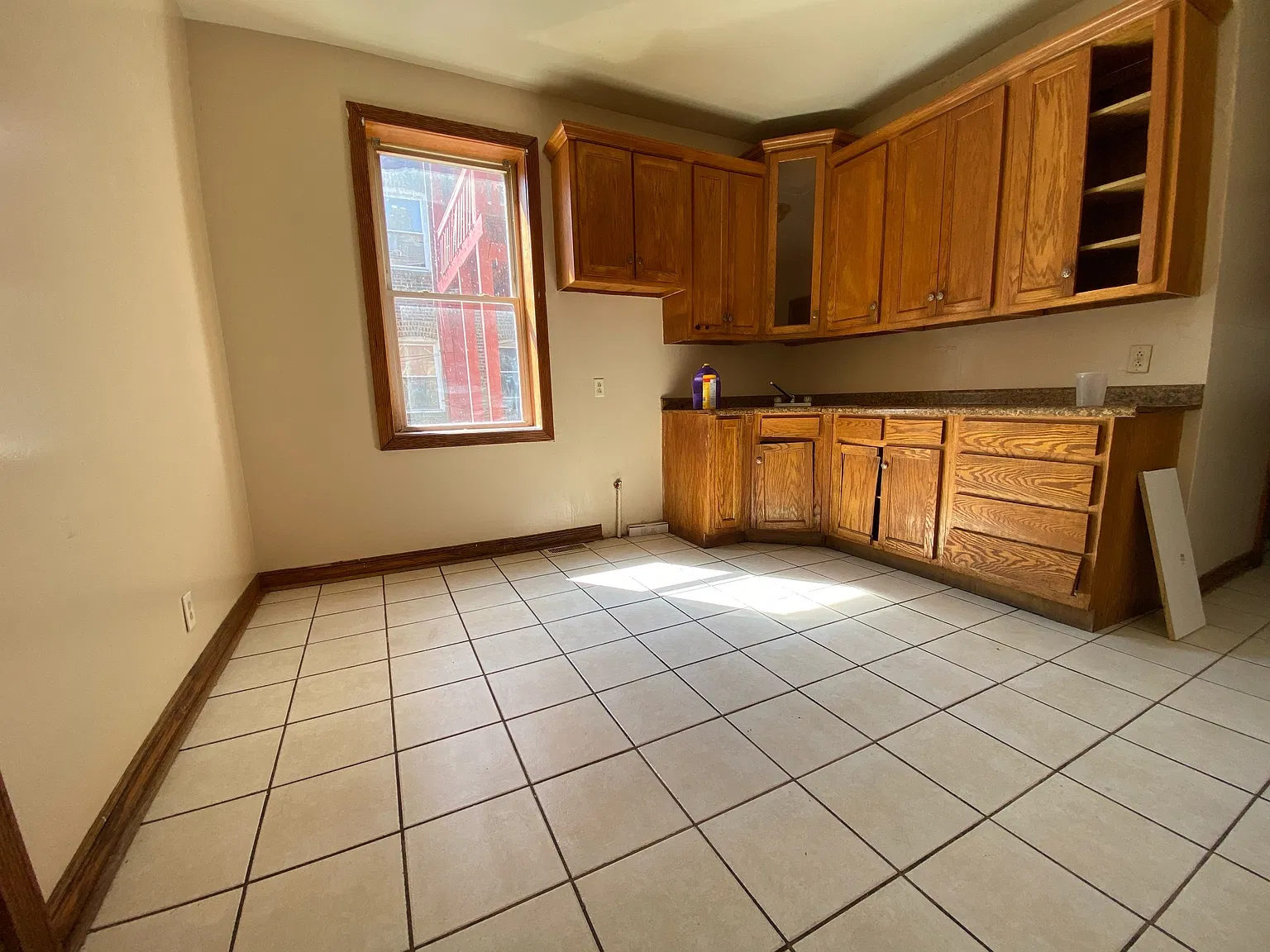 5619 S. WOOD - 2 — Photo 2
