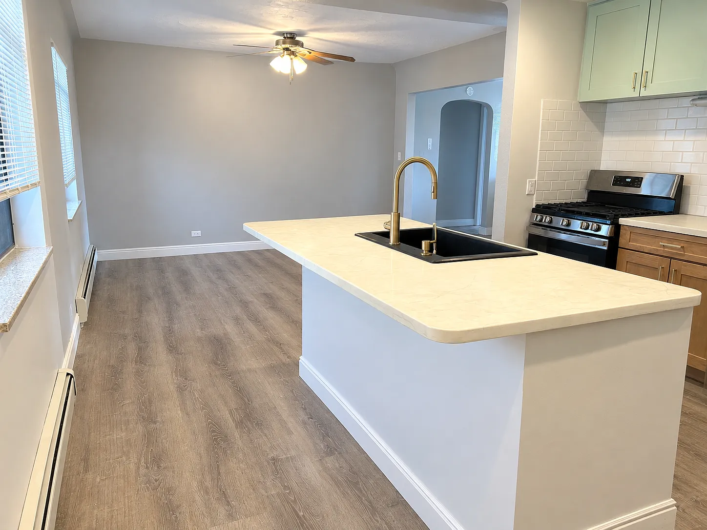 2 bed, 1.5 bath, 1100 sqft, $2,295 — Photo 4
