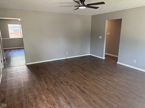 5th image of 451 Hickory Ln