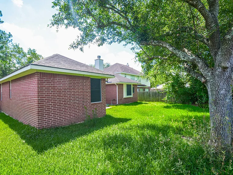918 Tennyson Dr — Photo 30