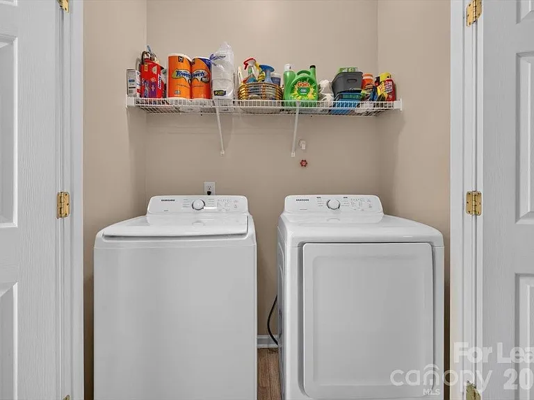 5705 Erin Dr — Photo 10