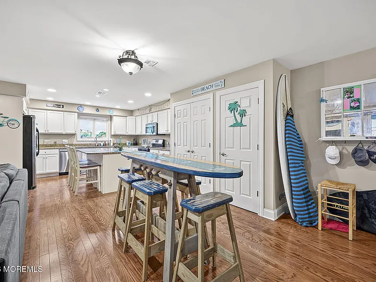 1700 Main St #209 — Photo 9