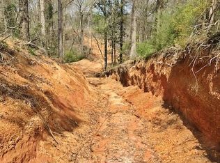 Rose Dr, McComb, MS 39648