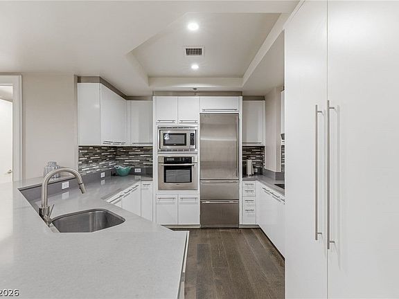 4th image of 2700 Las Vegas Blvd S Unit 2303