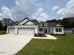 105 Lynn Ln, Selma, NC 27576