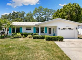 9374 141st St, Seminole, FL 33776