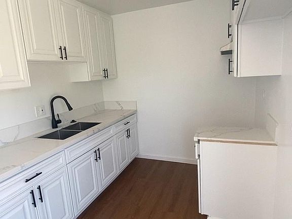 4th image of 5403 Blackwelder St