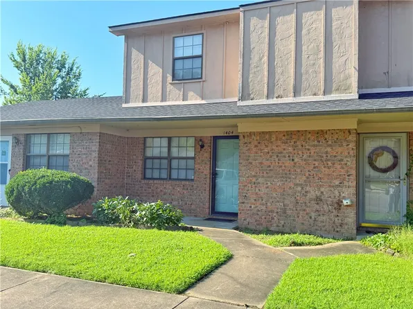 1404 E O St, Russellville, AR 72801