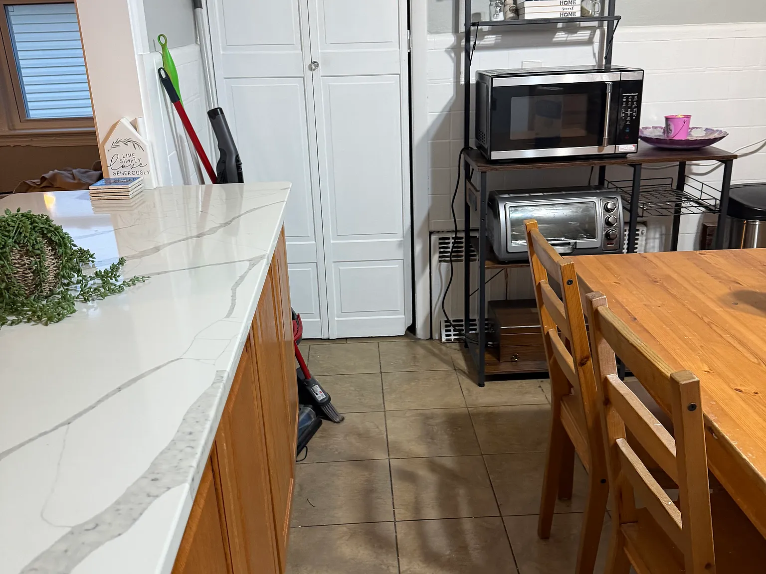 2 bed, $2,350 — Photo 3