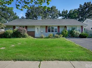 141 Winthrop Rd, Edison, NJ 08817