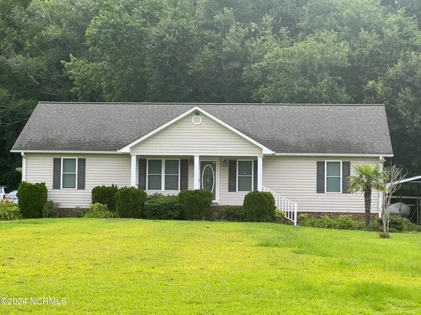 1736 N Boyd Road, Pinetown, NC 27865