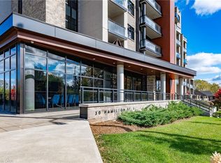 30 Hamilton St S #703, Hamilton, ON L8B1V8