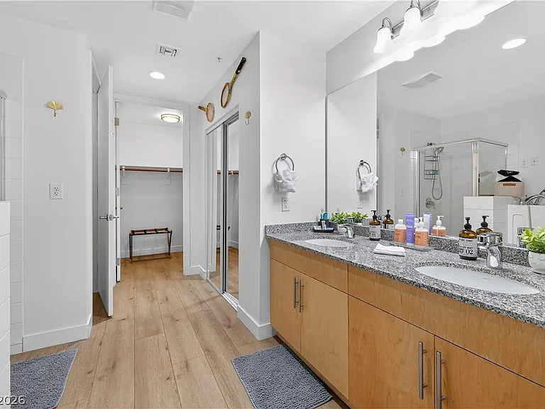 353 E Bonneville Ave #233 — Photo 16