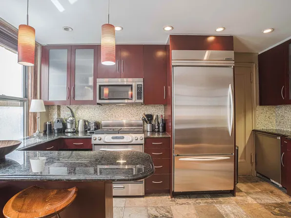 41 West 72nd Street image 6 of 14