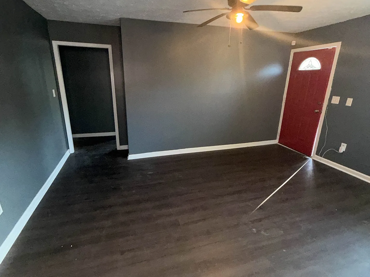 3 bed, 1300 sqft, $1,325 — Photo 3