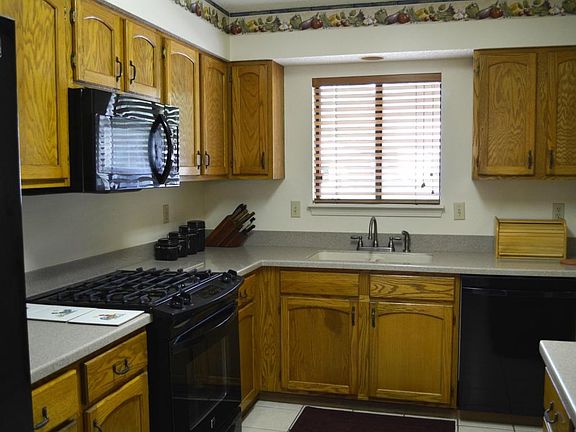 Another view of kitchen
