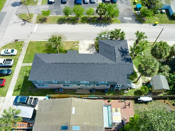 4th image of 802 2nd Ave N