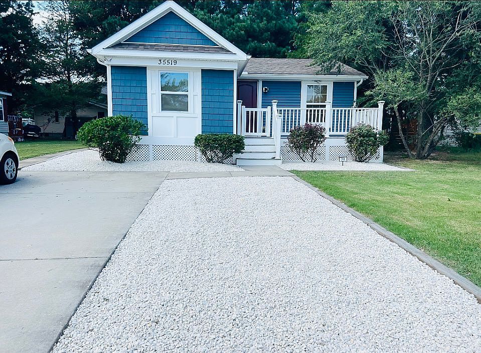 1st image of 35515 Joann Dr