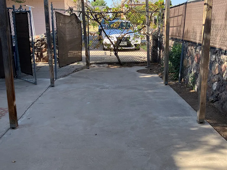 1805 Radford St — Photo 15