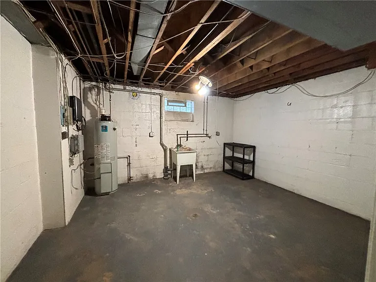 4825 Butler St — Photo 15