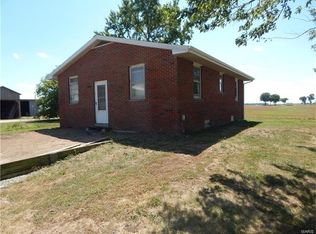 8901 Schaller Rd, New athens, IL 62264