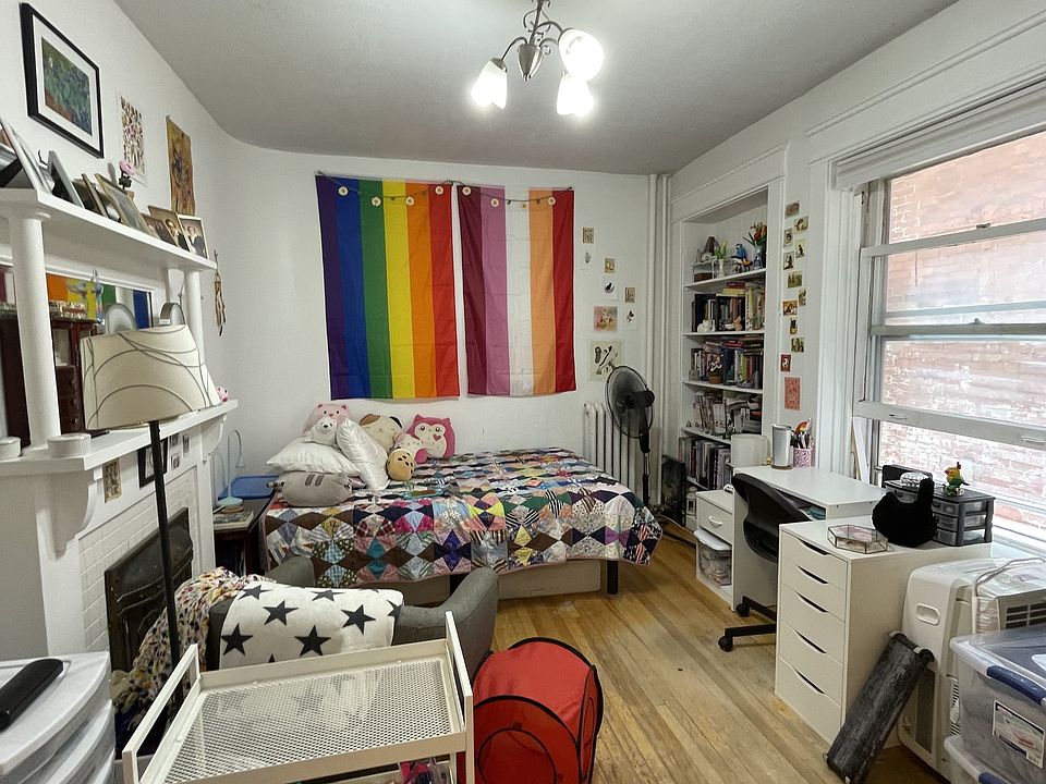 1st image of 318 Cooper St #16