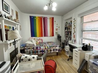 318 Cooper St #16, Ottawa, ON K2P 0G7