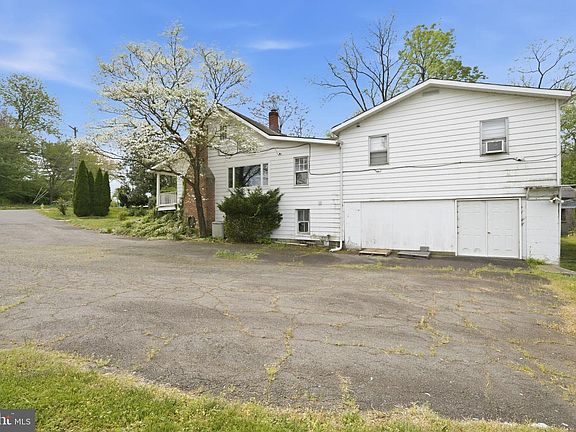 2nd image of 4464 N Old Glebe Rd