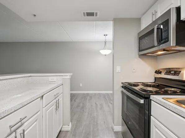 Serenity Lake Apartments