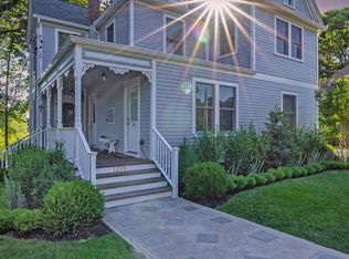 1215 Main St APT 1A, Greenport, NY 11944