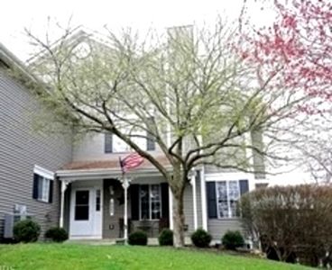 522 Lowell Dr, South Elgin, IL, 60177